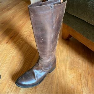 Frye boot